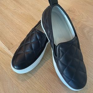 Sold out! EUC M.Gemi Black Quilted Madellena Sneaker! Size 36